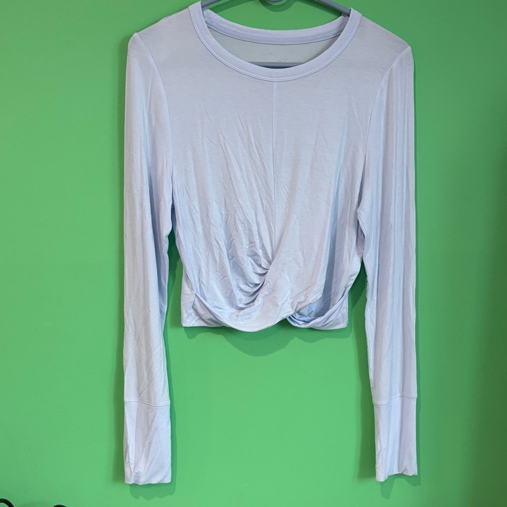 Aerie offline size large. Crossover front light blue